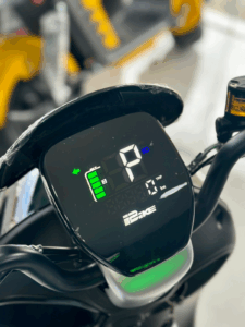 Scooter-eletrica-Moto-Chefe-MIA-1000W---painel-digital