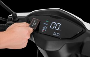 Scooter eletrica Conduzza TOKYO 1000W painel digital